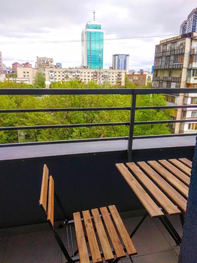 Уютная Vip Студия В Центре Метро Политех Охматдет Паркинг Kiev Extérieur photo