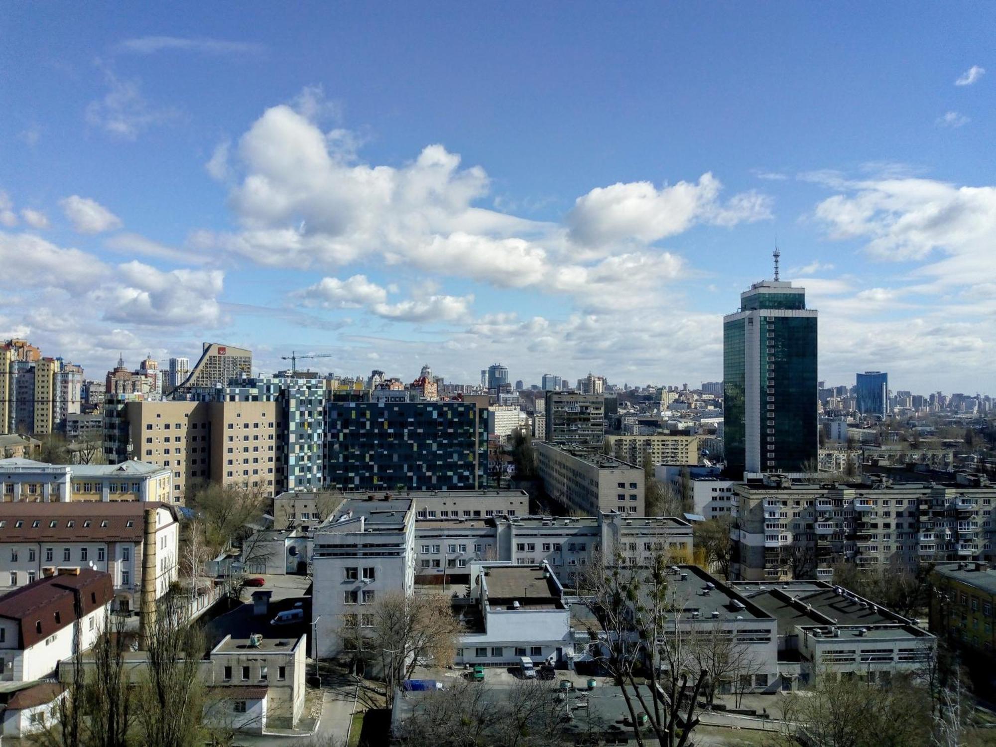 Уютная Vip Студия В Центре Метро Политех Охматдет Паркинг Kiev Extérieur photo